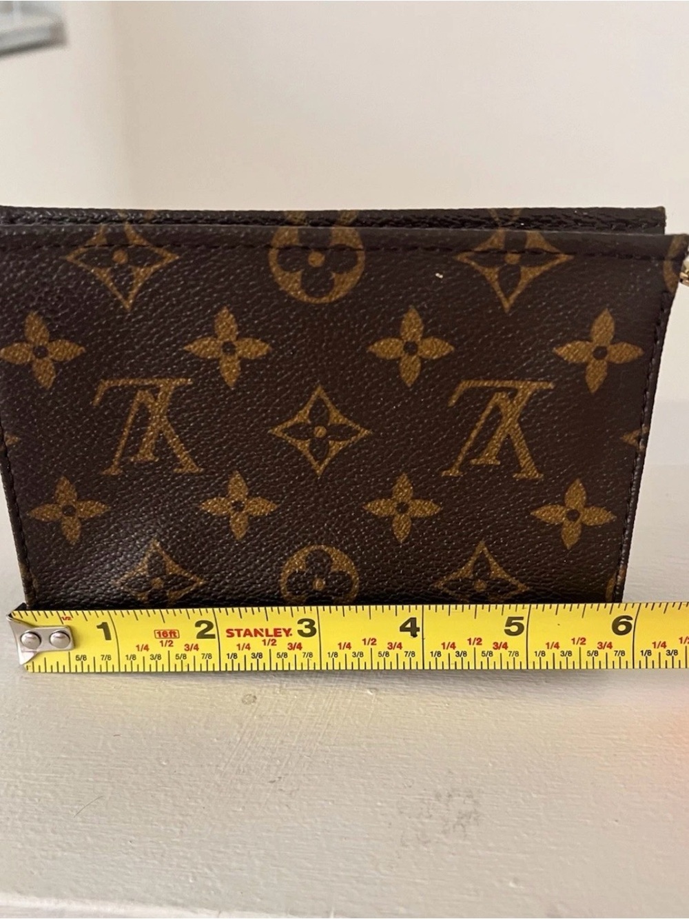 Louis Vuitton Monogram Canvas Cosmetic Pouch 15 - Picture 7 of 8